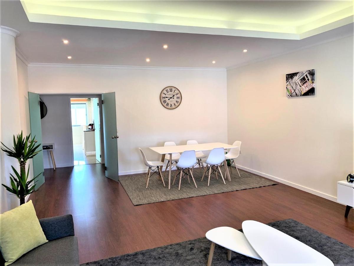 브라가 Charm City Center Apt 140M2 & Free Parking 아파트 외부 사진