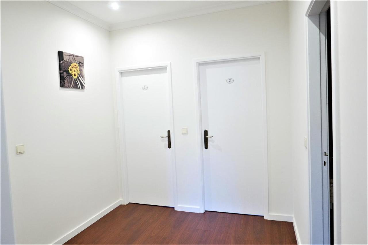 브라가 Charm City Center Apt 140M2 & Free Parking 아파트 외부 사진