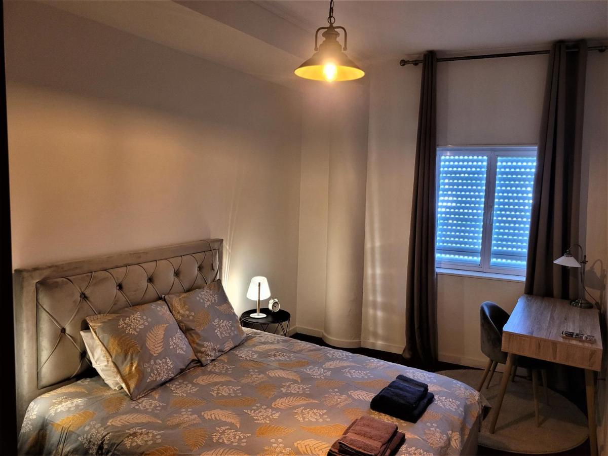 브라가 Charm City Center Apt 140M2 & Free Parking 아파트 외부 사진
